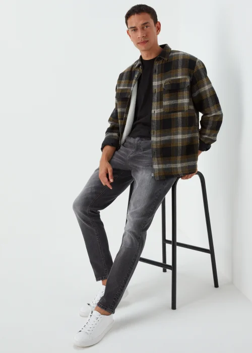 Black Wash Slim Fit Tapered Jeans - 30 Waist Regular Image 4