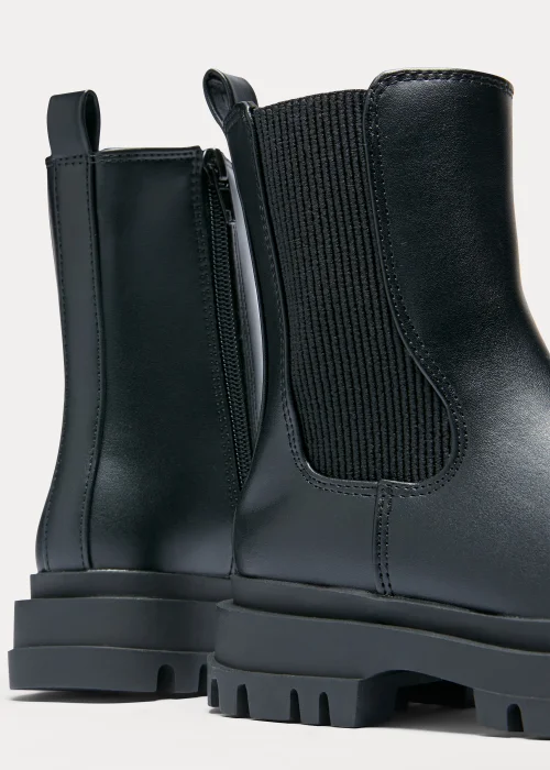 Girls Black Mid Calf Chelsea Boots (Younger 10-Older 5) - Size 1 Image 2