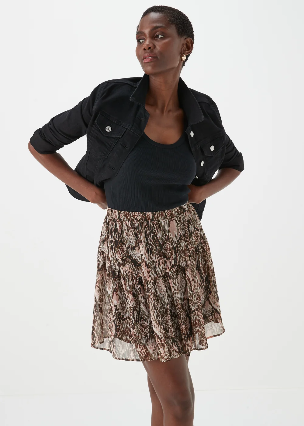 Black Snake Print Chiffon Mini Skirt - Size 8 Image 4