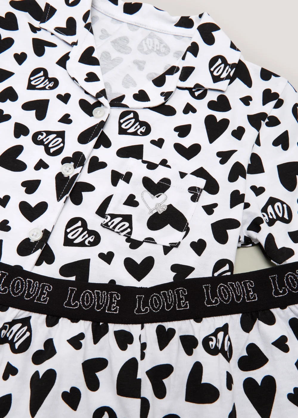 Girls Black & White Heart Print Short Pyjama Set - Age 4 Years Image 2