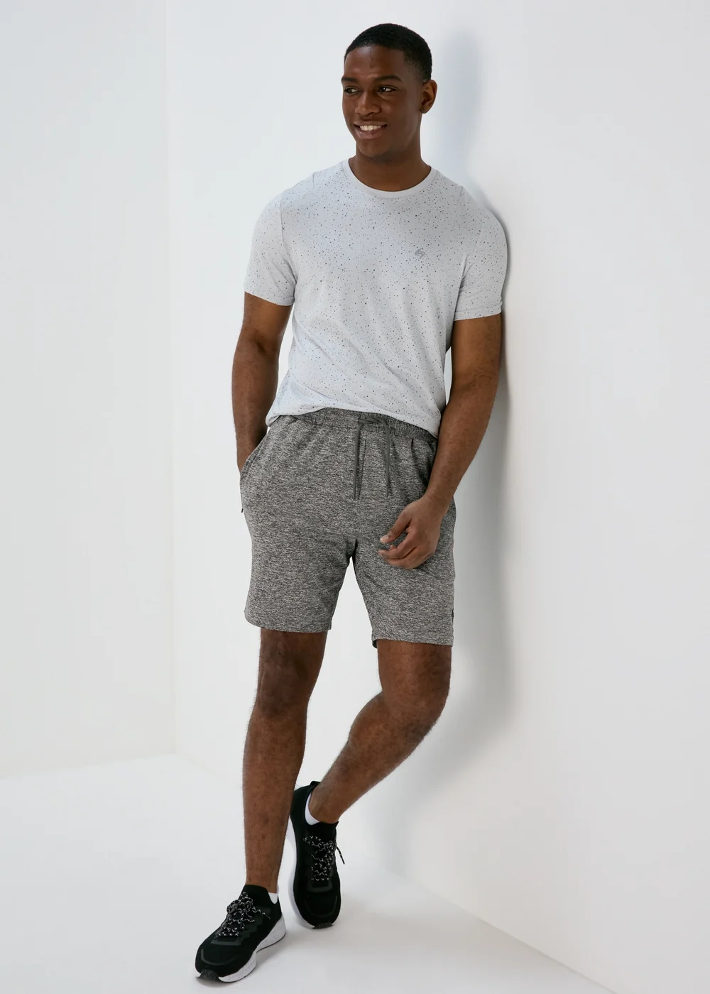 Souluxe Grey Sports Shorts - S Image 4