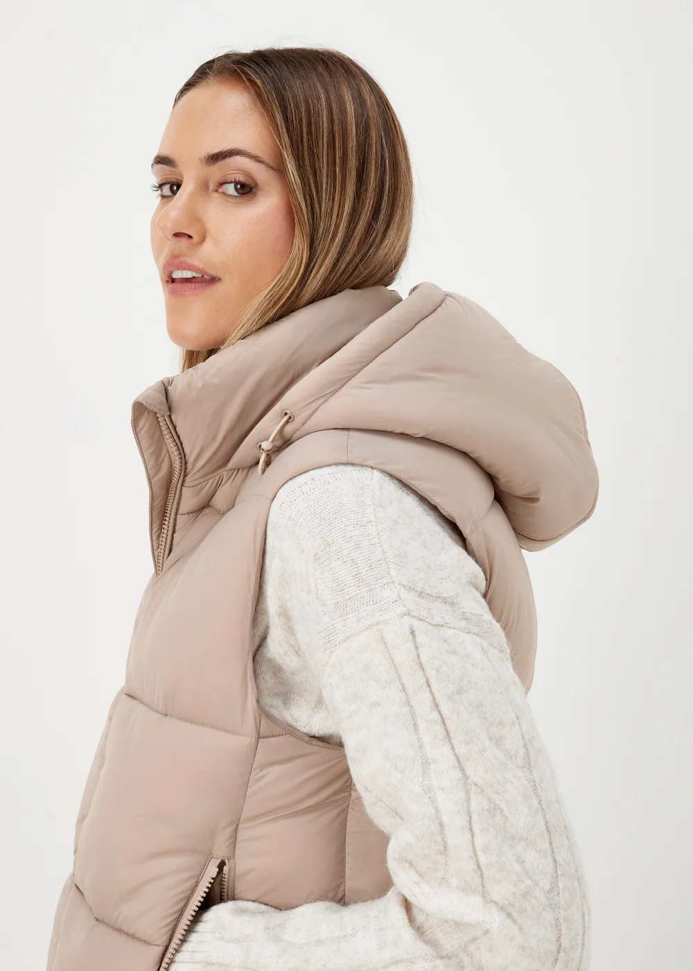Beige Cropped Shower Resistant Gilet - 8 Image 3