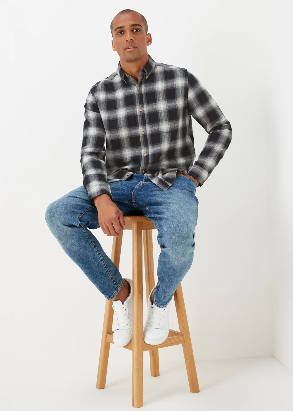 Black Check Long Sleeve Shirt - Small Image 4