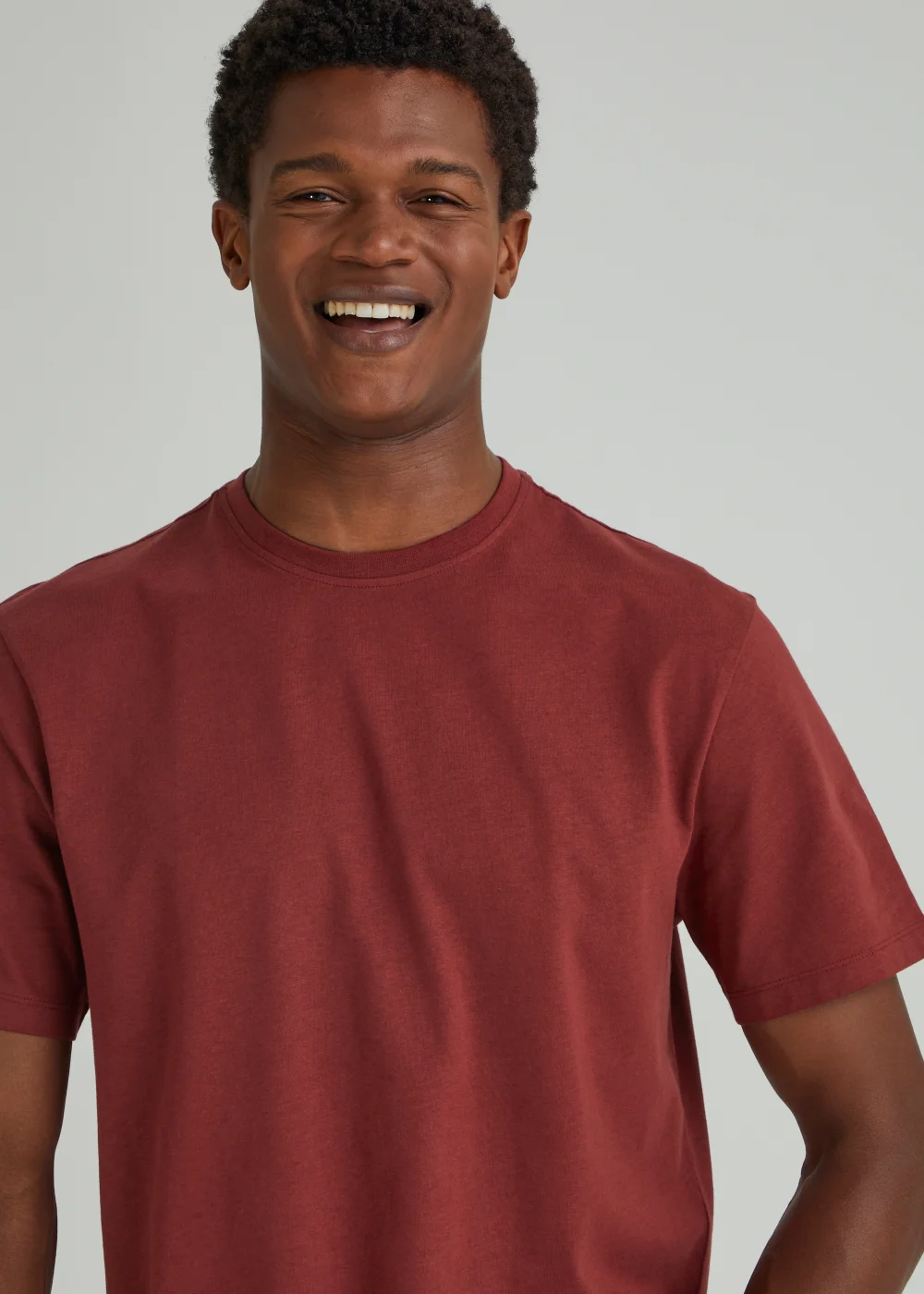 Red Essential Crew Neck T-Shirt - Small Image 3