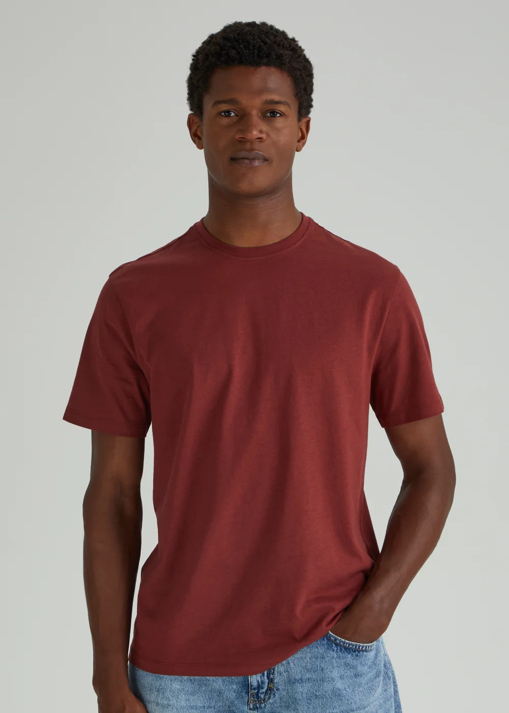 Red Essential Crew Neck T-Shirt - Small Image 1