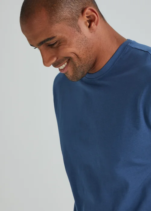Blue Essential Crew Neck T-Shirt - Small Image 3