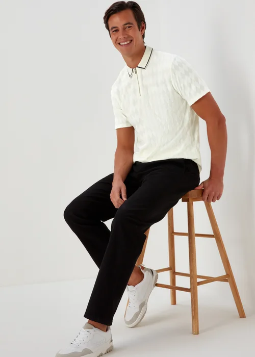 White Argyle Smart Towelling Zip Up Polo Shirt - S Image 4