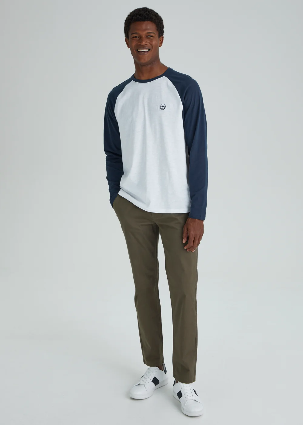 Blue & White Long Sleeve Raglan T-Shirt - Small Image 4