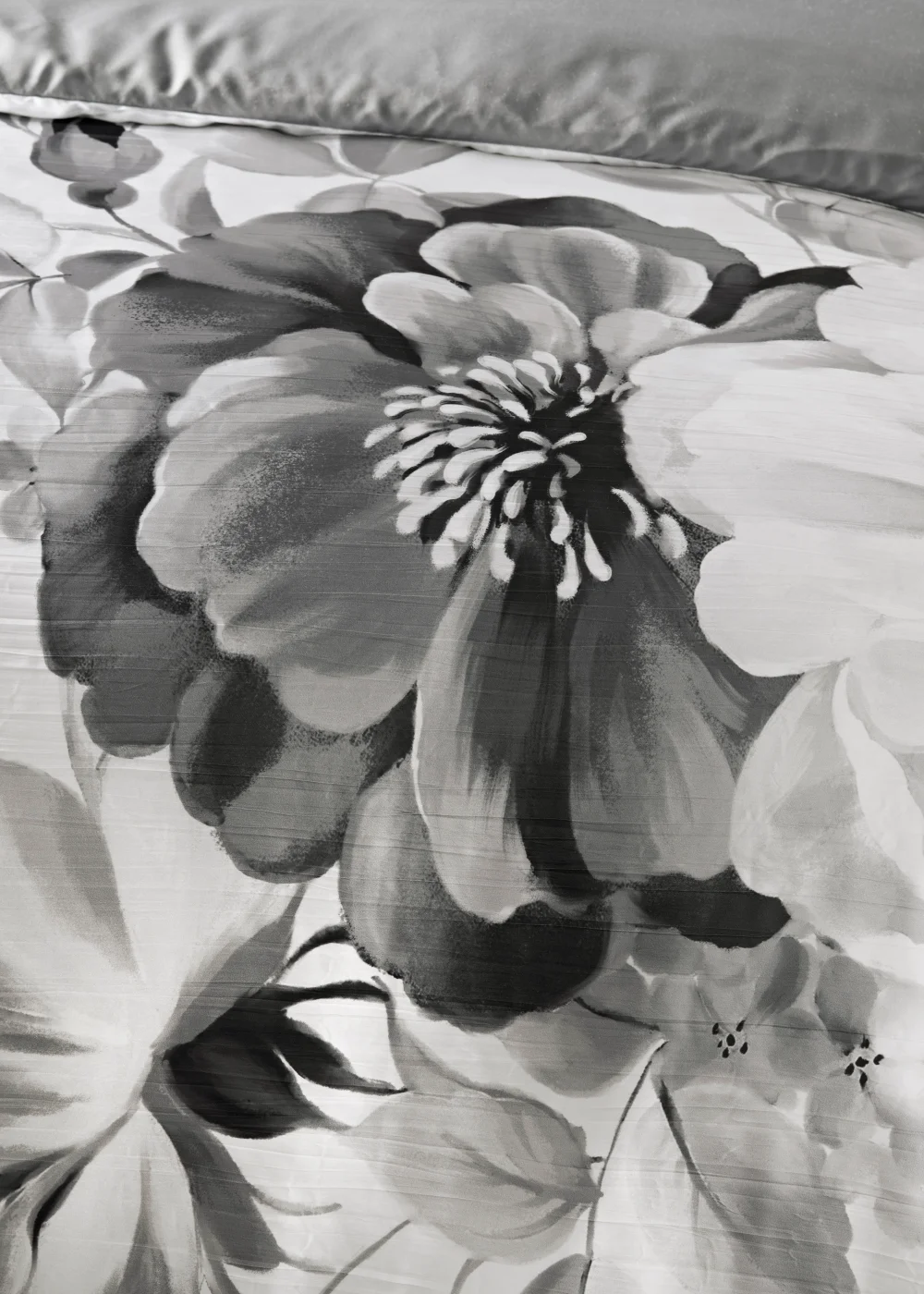 Grey Floral Print Crinkle Duvet Set - Double Image 2