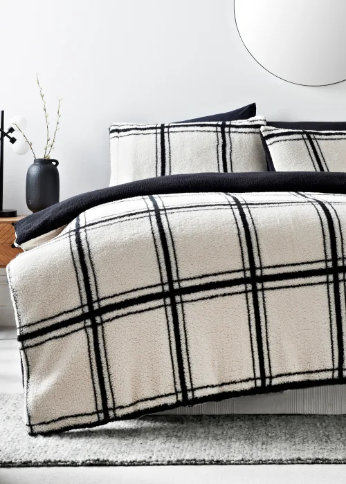Black Grid Print Teddy Fleece Duvet Cover - Single Image 1