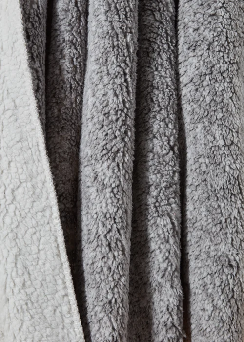 Grey Frosted Teddy Fleece Throw Image 2