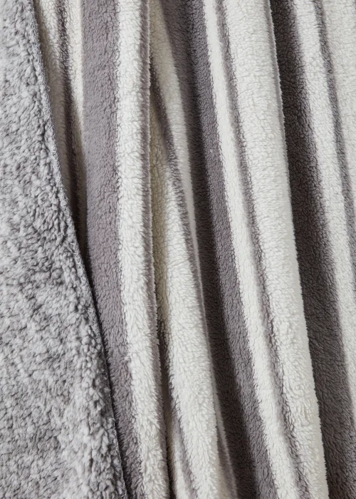 Grey Stripe Teddy Fleece Throw (150cm x 180cm) Image 2