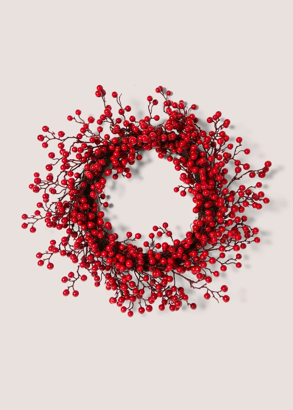 Red Berries Wreath (55cm) Image 1