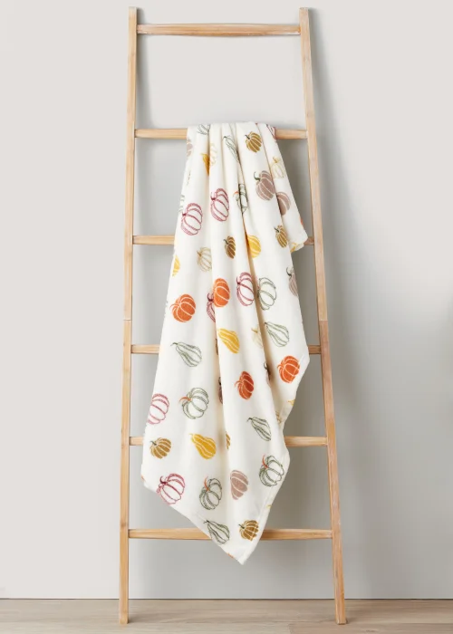 Multicoloured Pumpkin Print Throw (130cm x 150cm) Image 1