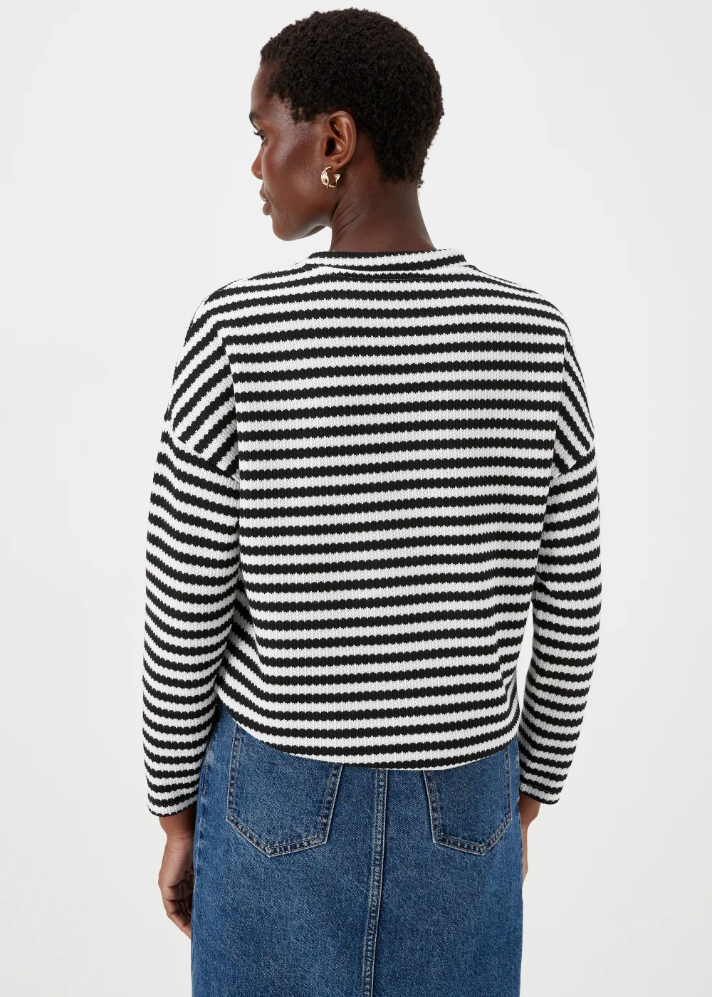 Black Stripe Crewneck Textured Top - Size 8 Image 2
