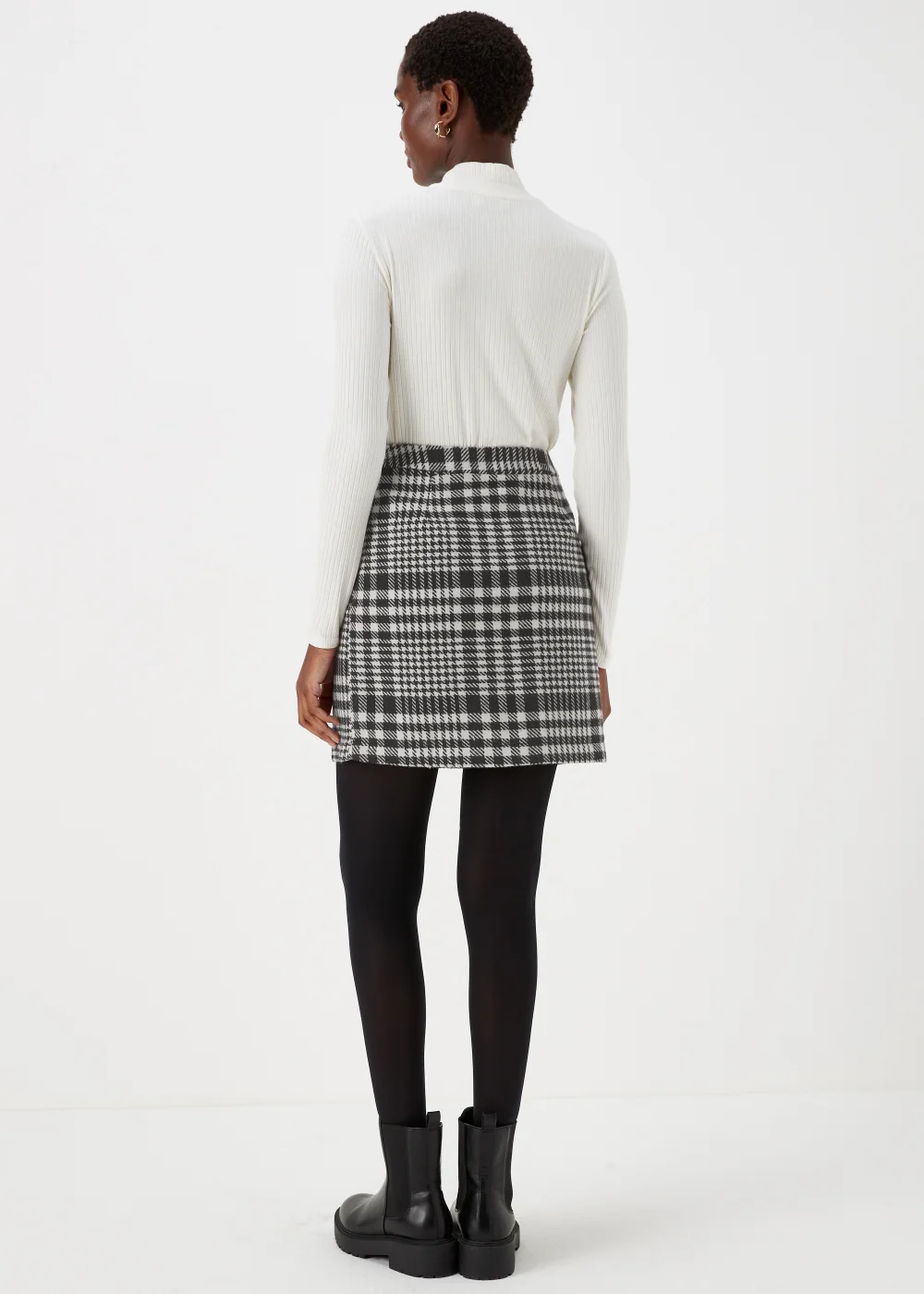 Black Check A-Line Skirt - 8 Image 2