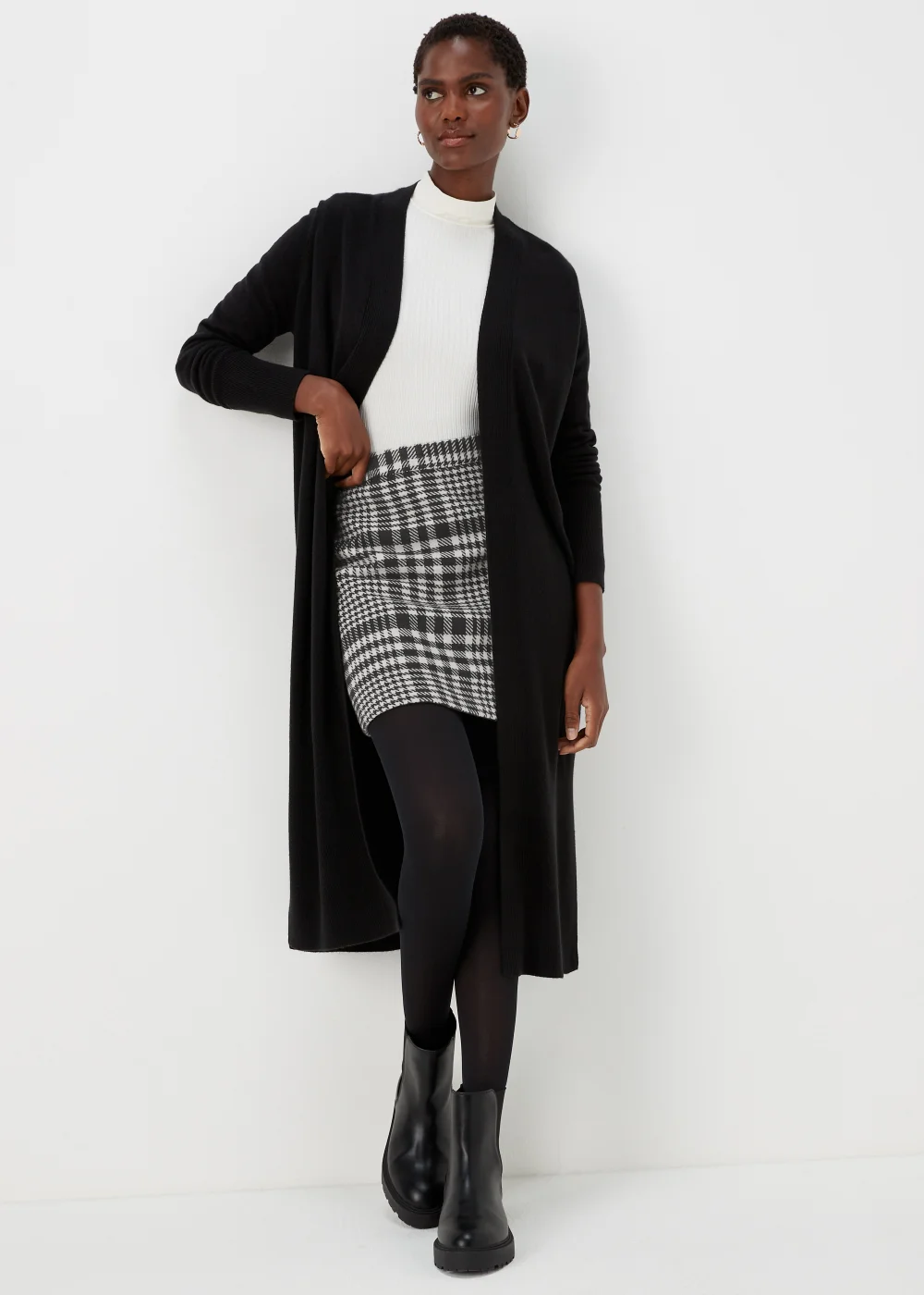 Black Check A-Line Skirt - 8 Image 4