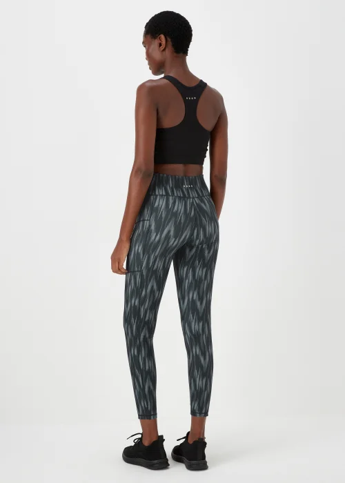 Souluxe Black Ikat Sports Leggings - 8 Image 2