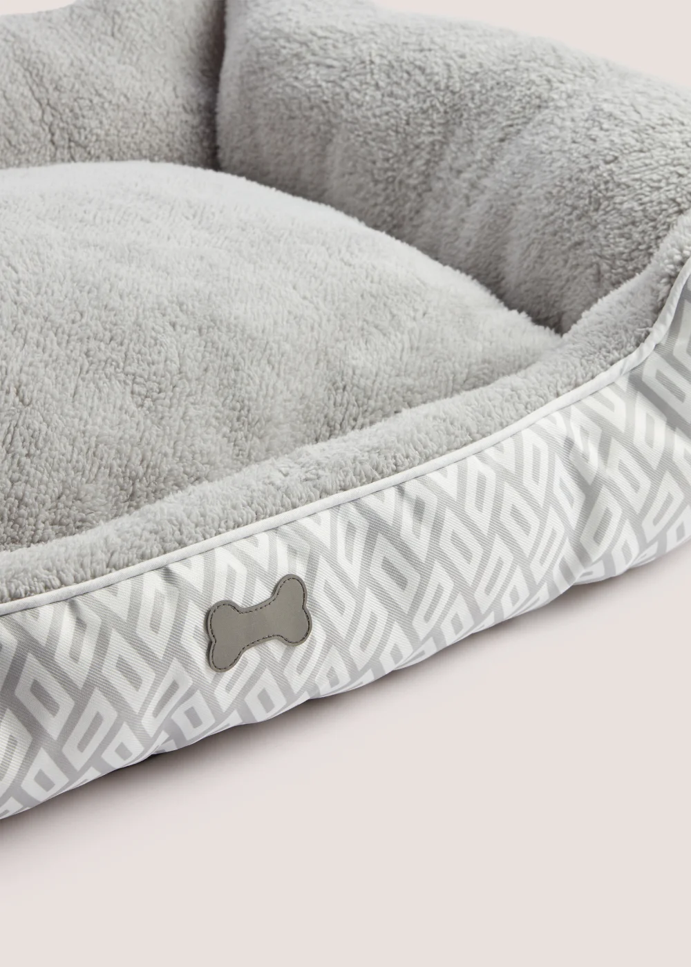 Grey Geo XL Pet Bed (90cm x 70cm x 23cm) Image 1