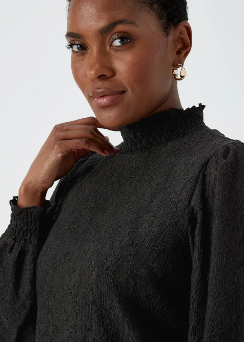 Black Star Cutwork Top - Size 8 Image 3