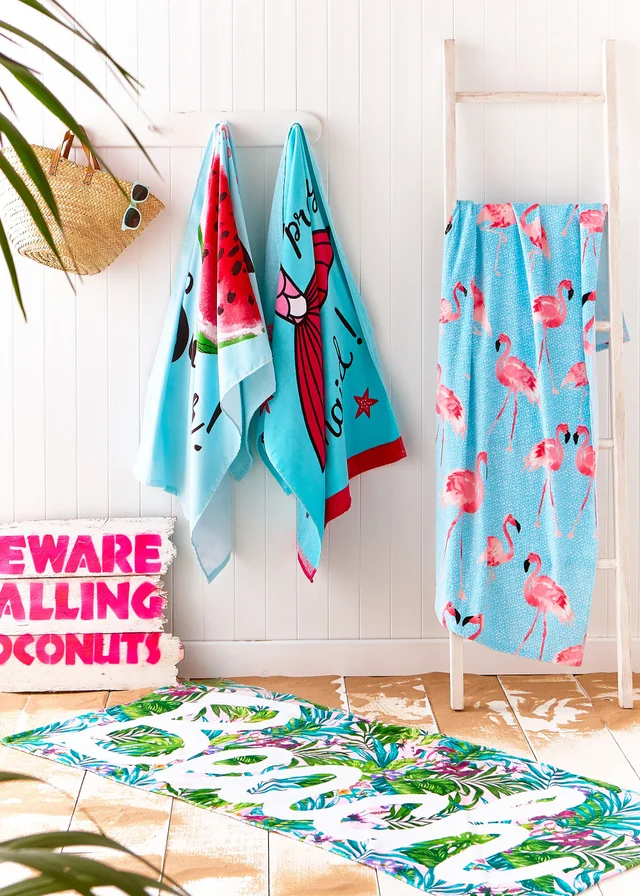 Catherine Lansfield Flamingo Cotton Beach Towel