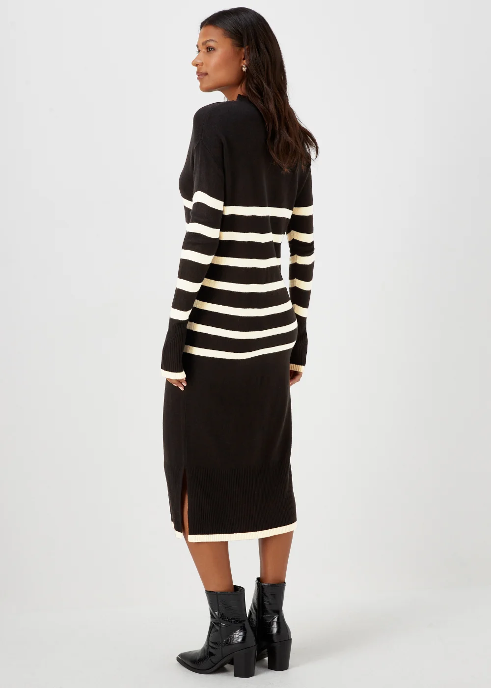 Black & Cream Stripe Super Soft Turtle Neck Dress - Size 8 Image 2