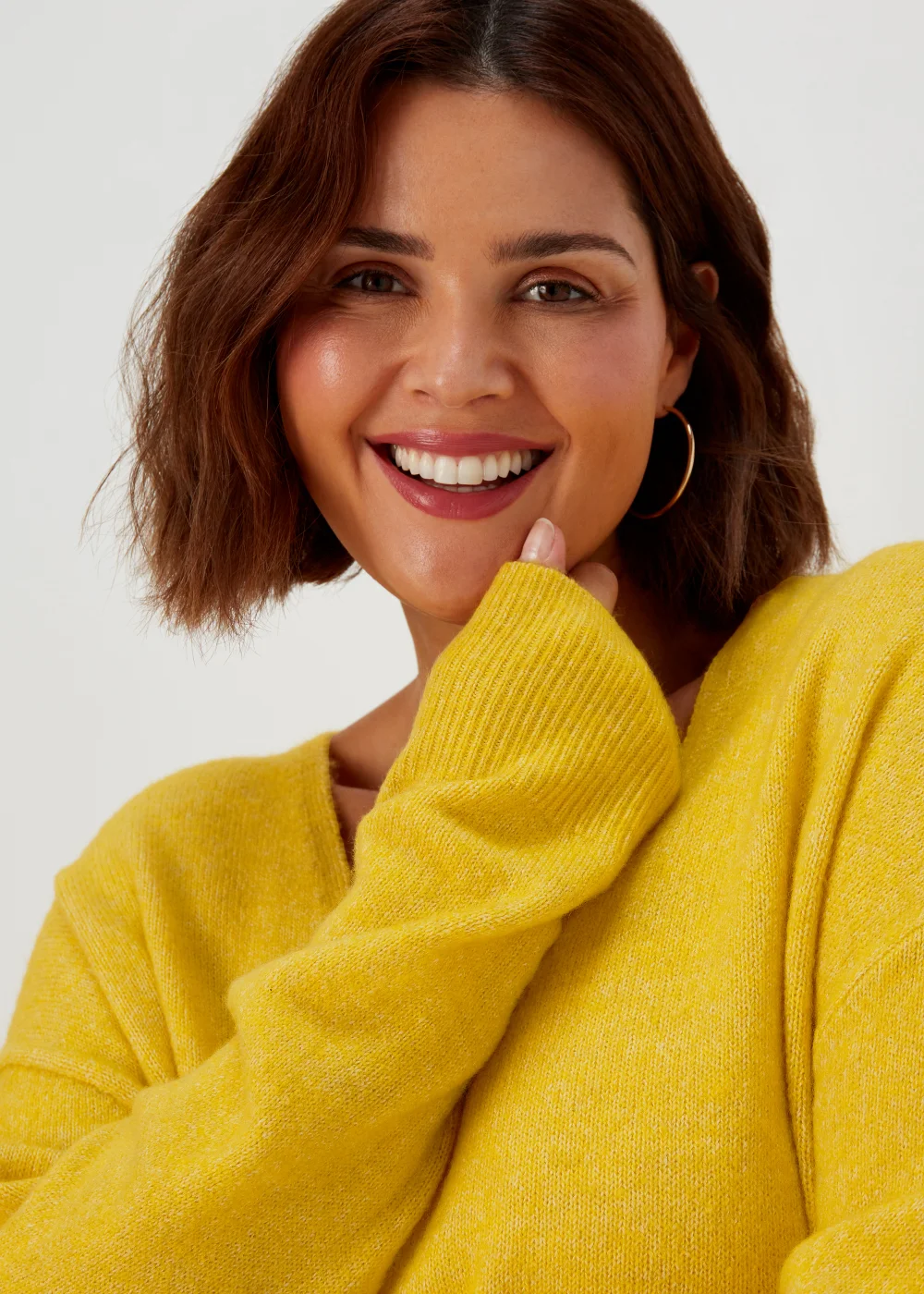 Papaya Curve Yellow V-Neck Jumper - 18-20 Image 3