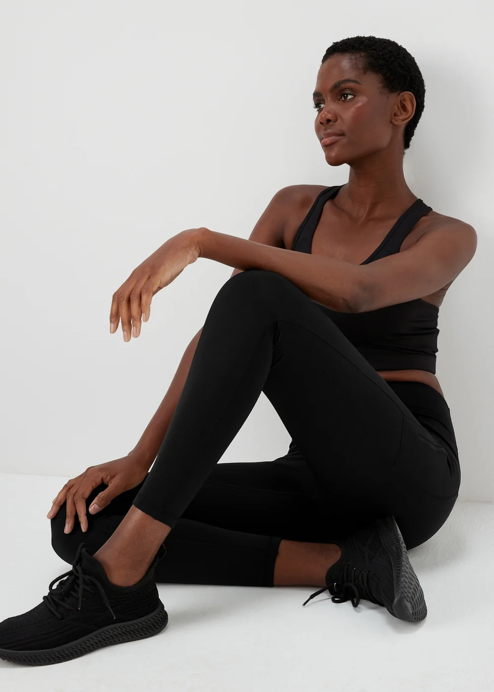Souluxe Black Fleece Lined Sport Leggings - 8 Image 4