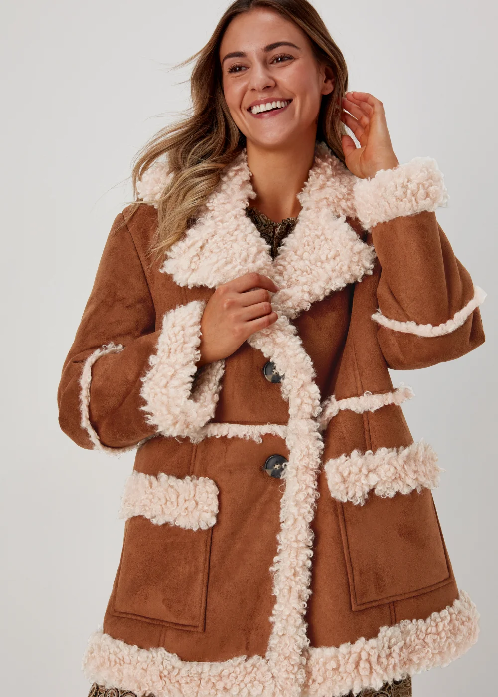 Brown Shearling Coat - 8 Image 3