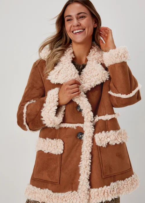 Brown Shearling Coat - 8 Image 3