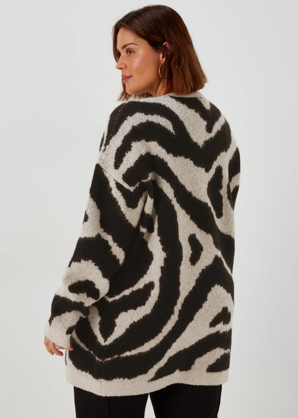 Papaya Curve Multicoloured Animal Print Longline Cardigan - 18-20 Image 2