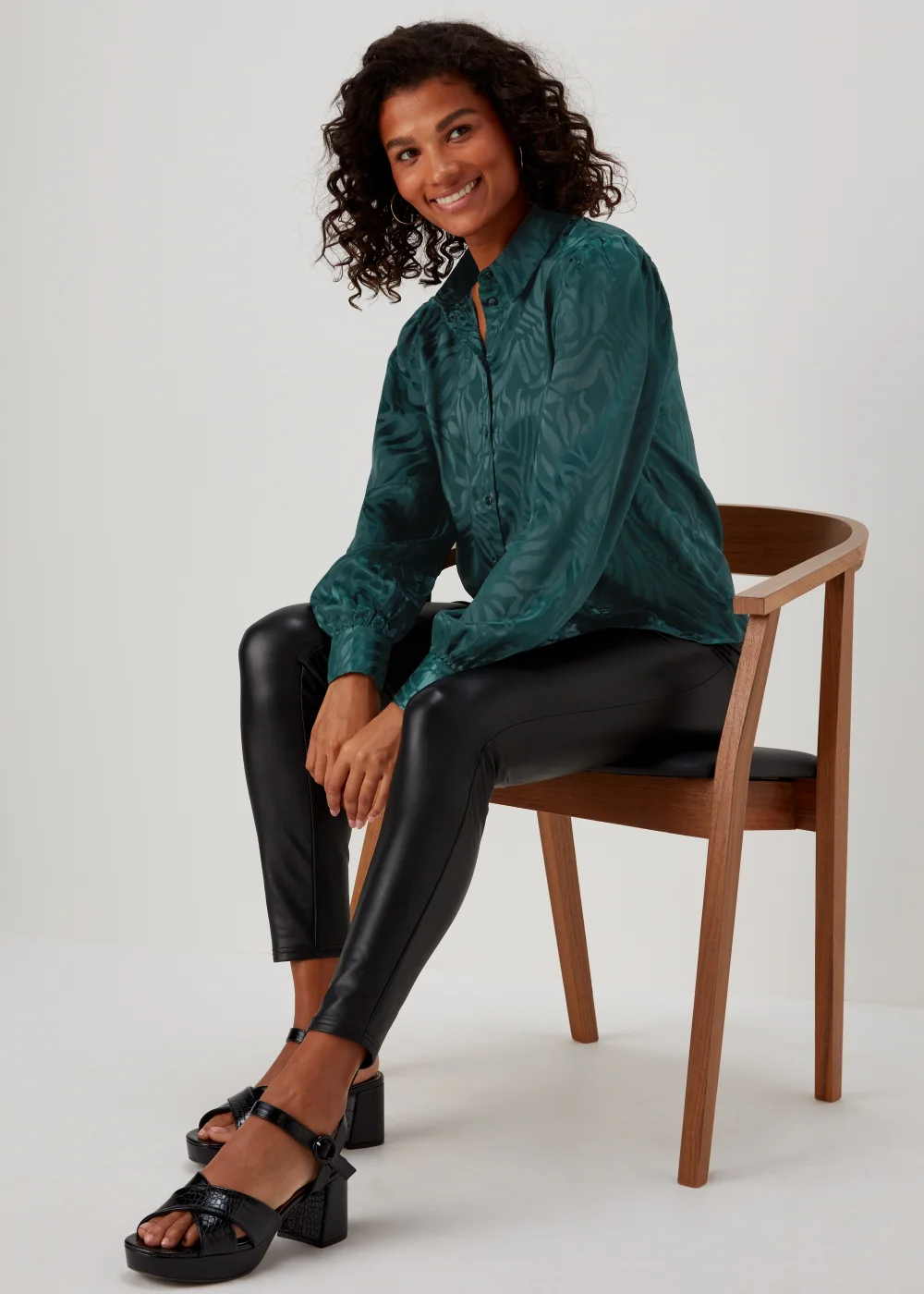 JDY Diffi Green Long Sleeve Shirt - 8 Image 4