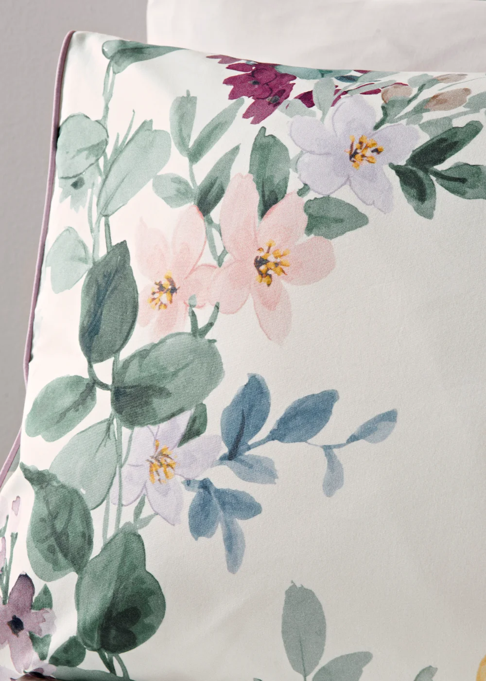 Multicoloured Trailing Floral 100% Cotton Reversible Duvet Cover - King Image 2