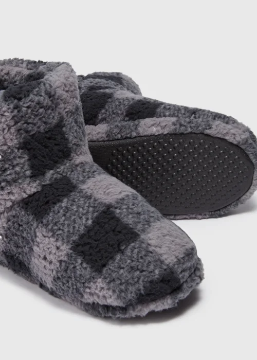Grey Check Slipper Boot - Size 6 Image 2