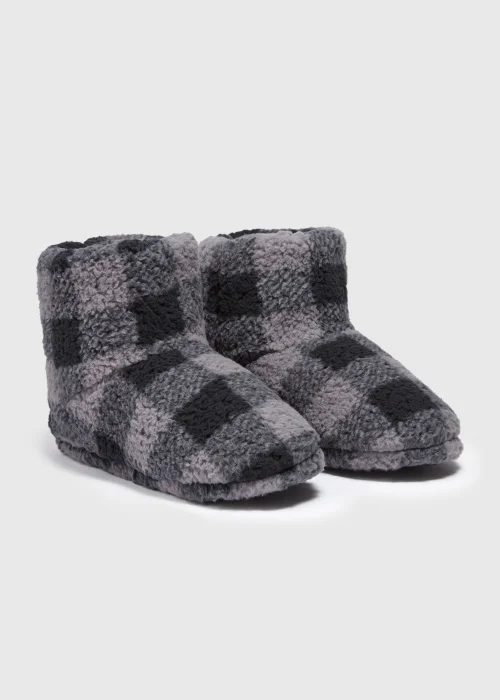 Grey Check Slipper Boot - Size 6 Image 1