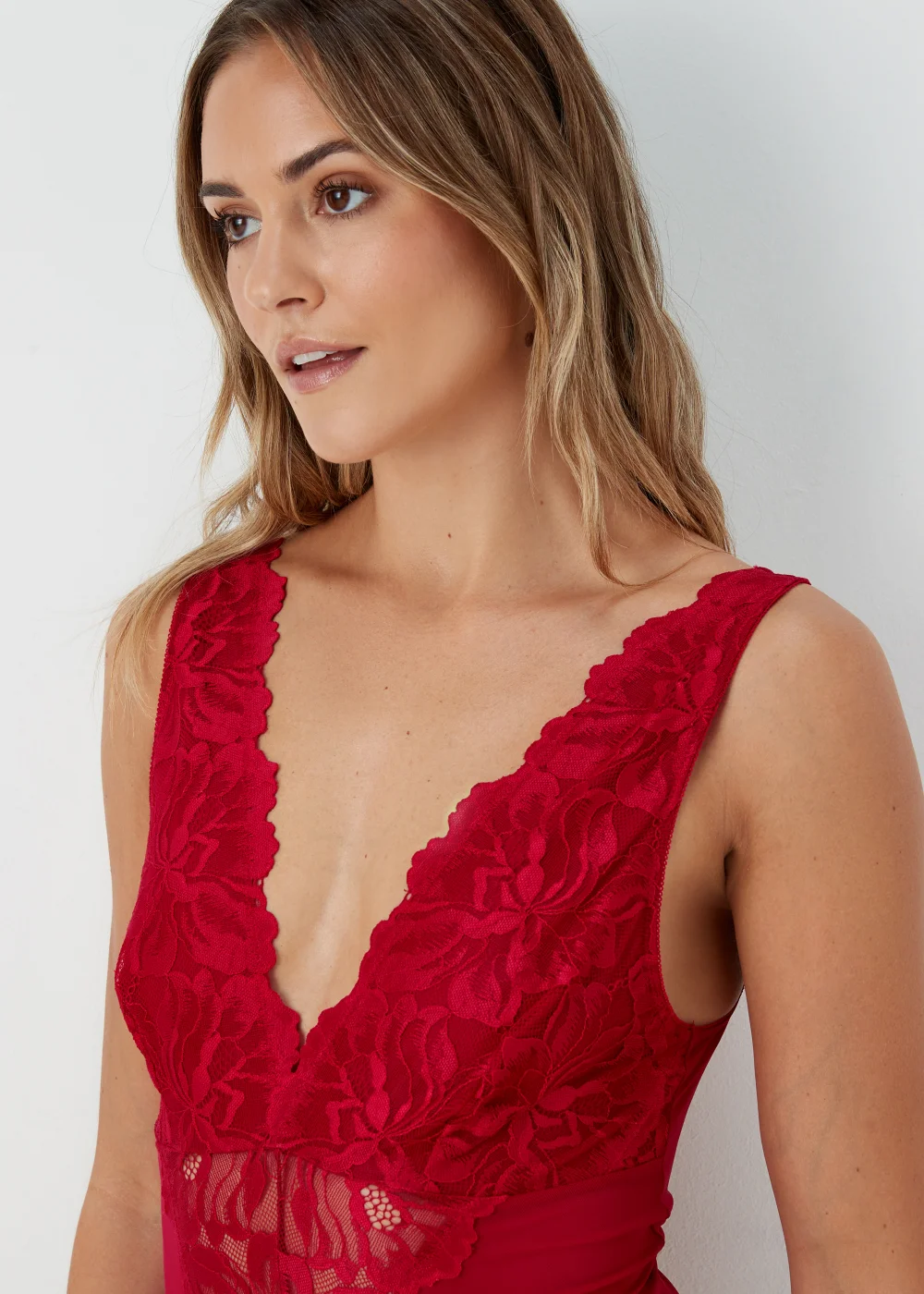 Red Lace Detail V-Neck Bodysuit - Small Image 3