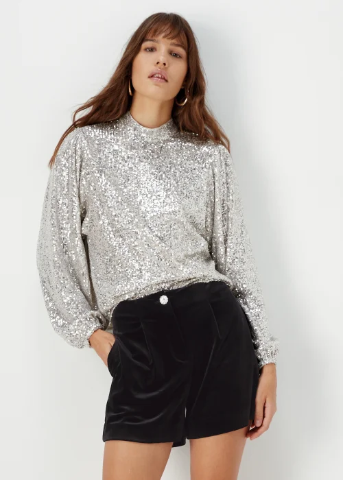 Et Vous Black Velvet Shorts - 8 Image 1