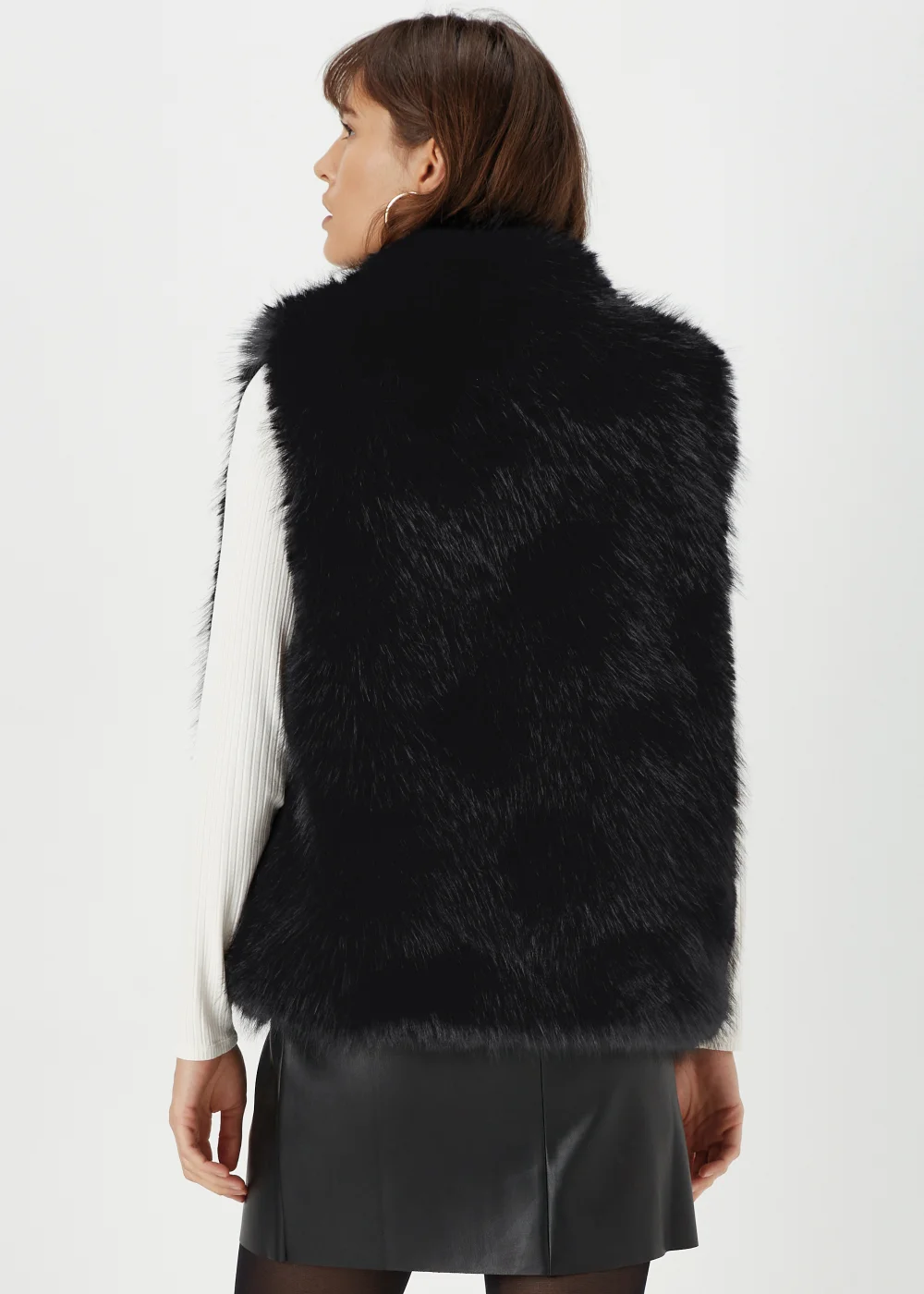 Black Faux Fur Gilet - 8 Image 2