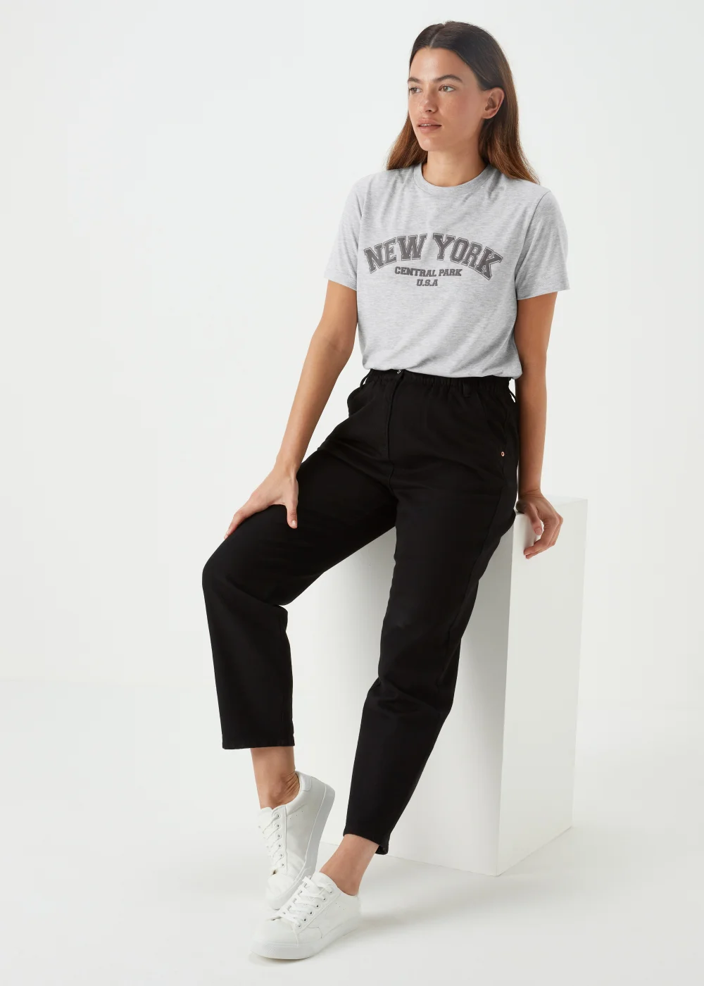 Grey Collegiate T-Shirt - Size 8 Image 4