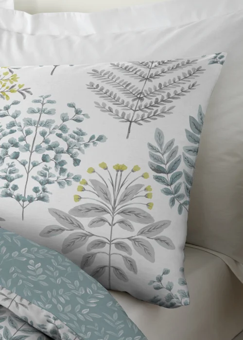 Dreams & Drapes Emily Duvet Set - Single Image 3