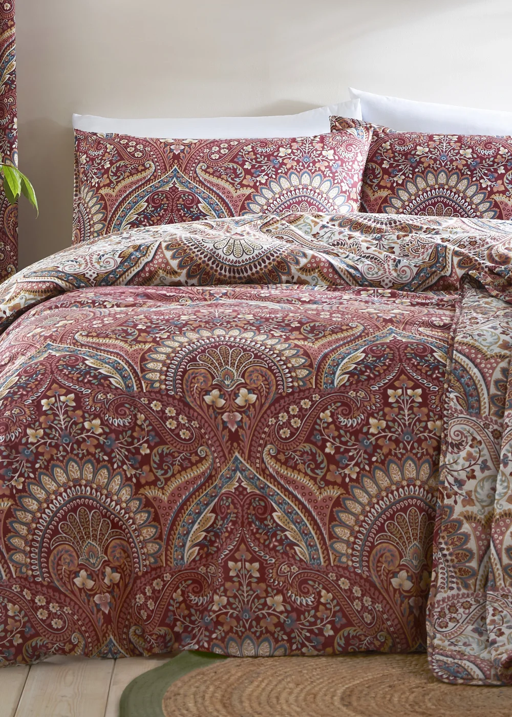 Dreams & Drapes Palais Duvet Cover - Single Image 1