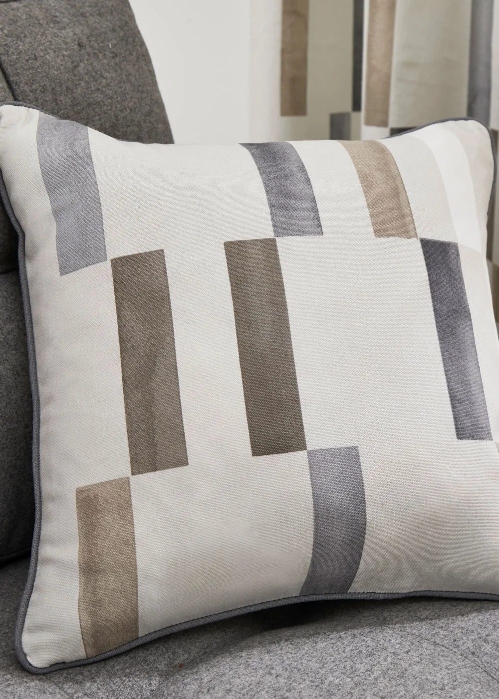 Fusion Oakland Natural Filled Cushion (43cm x 43cm) - 43W X 43D Image 1