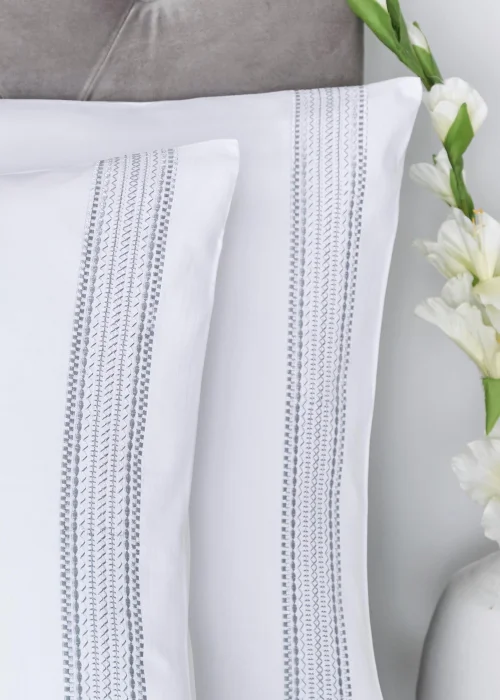 Appletree Boutique Embroidered Band White Duvet Cover Set - Double Image 2