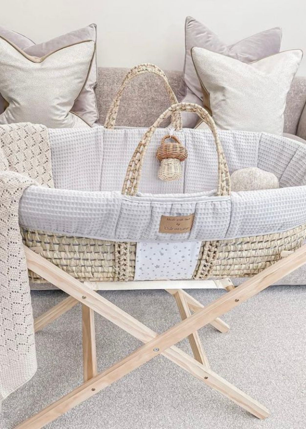 Clair de Lune Reversible Stars & Stripes Palm Moses Basket - One Size Image 2