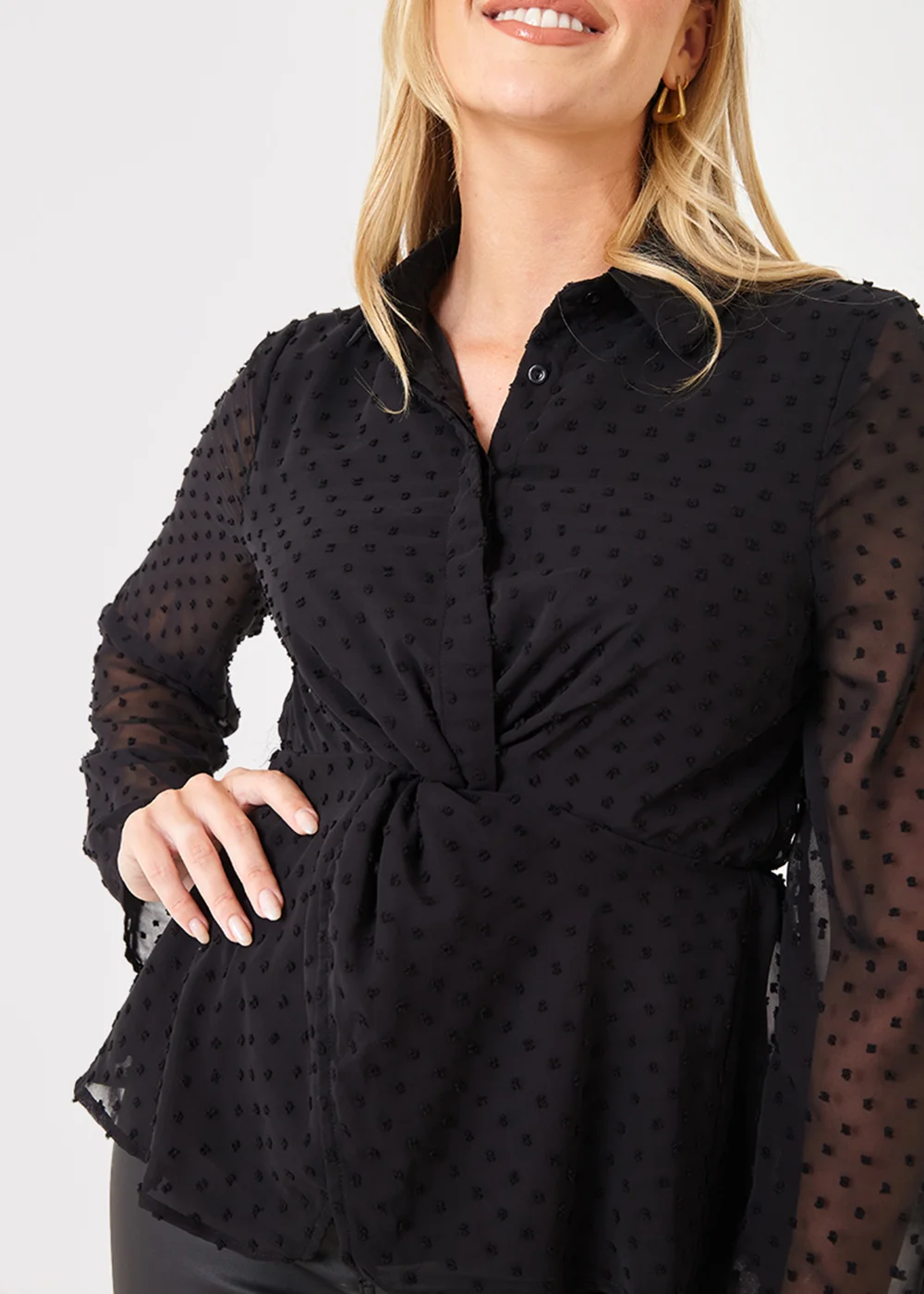 In the Style Jac Jossa Black Dobby Twist Blouse - 8 Image 4