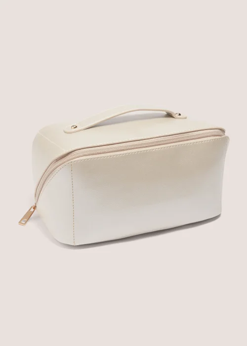 Cream Make Up Box Bag Image 1