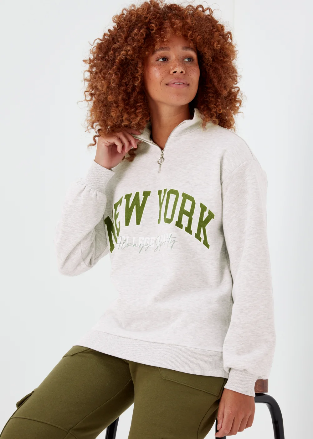 Grey New York Half Zip Sweatshirt - Small Image 4