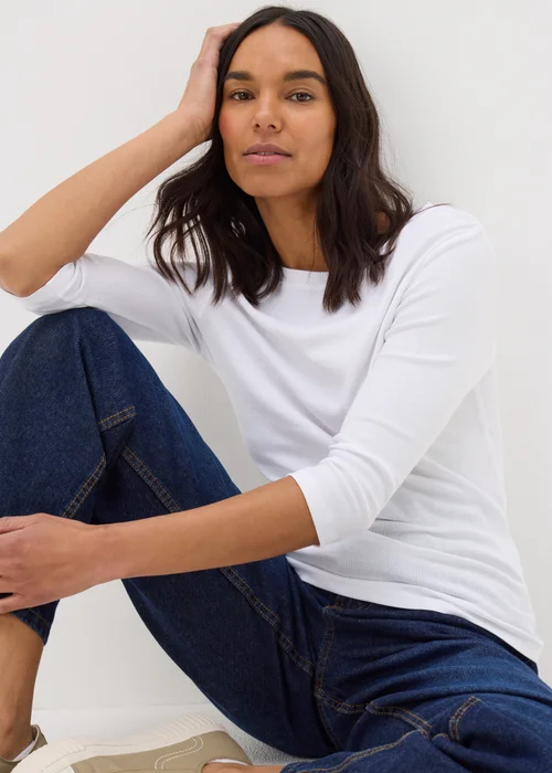 White 3/4 Sleeve Perfect T-Shirt - 8 Image 1