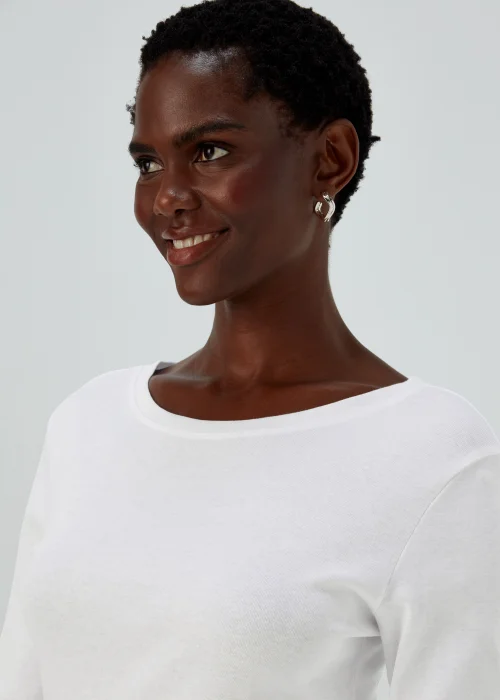 White Long Sleeve T-Shirt - 8 Image 3