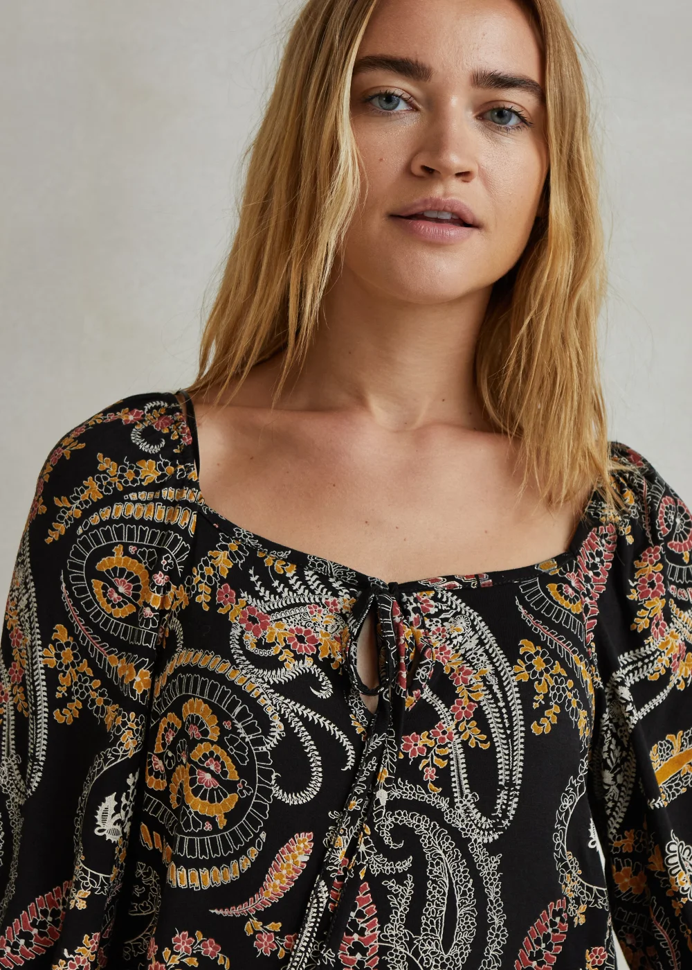 Black Paisley Square Neck Peplum Mini Dress - 8 Image 3